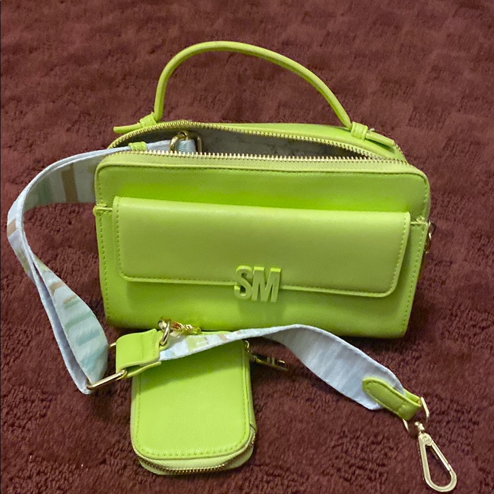 Steve Madden Green Crossbody Bag with Glossy Finish